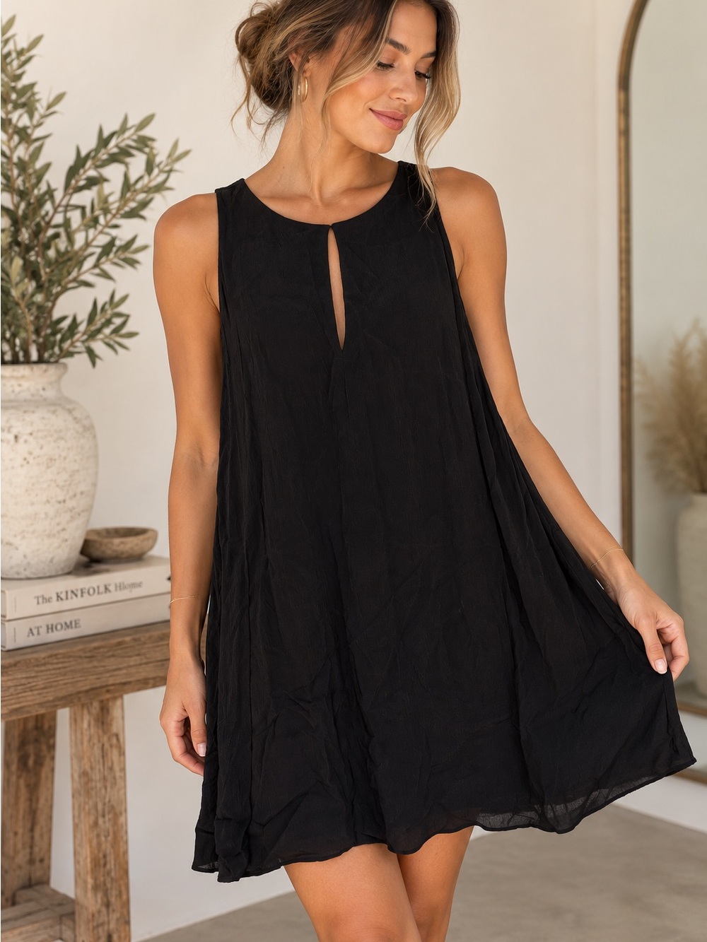 ASTR The Label Black Silk Blend Sleeveless Shift Mini Dress Size L NWT